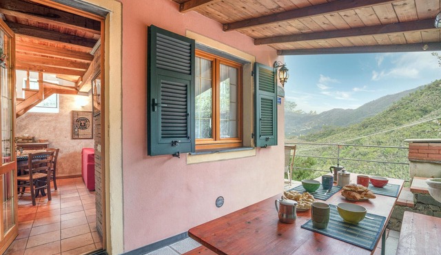 2 bedroom gorgeous home in Legnaro (SP) in Legnaro (SP)