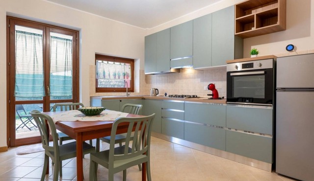 A cozy and spacious 110 square meters apartment, perfect for three people, located on the ground floor of a modern building.The property is located in Nicolosi, a town in the province of Catania located on the southern slopes of Mount Etna, making it an