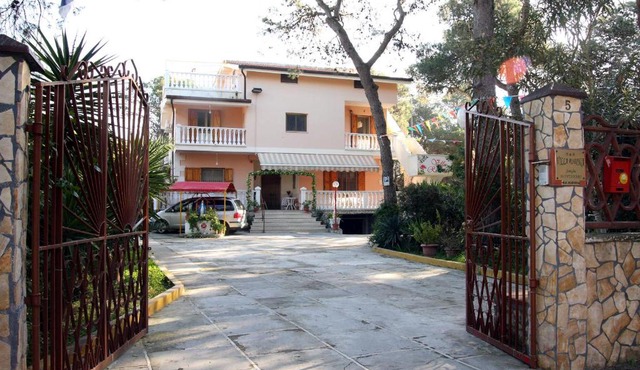 Affitti brevi Villa Robinia