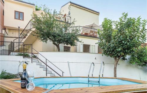 Amazing Home In Torraca With Wifi