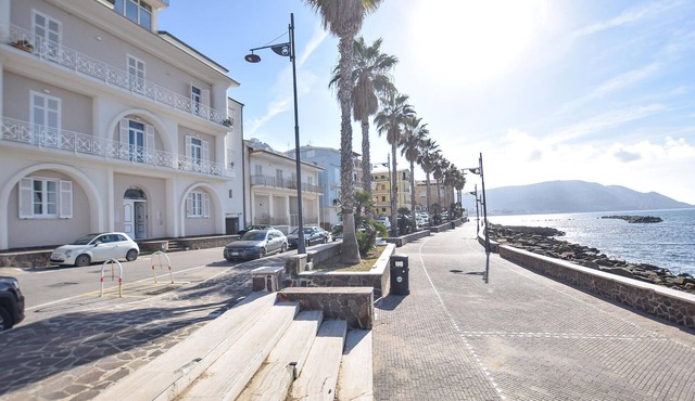 Amazing apartment in Santa Maria di Castell