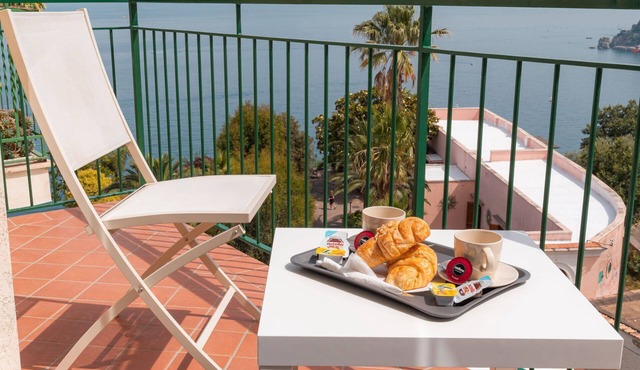 Amazing Sea&Vesuvio View Suite