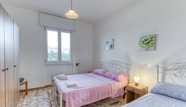 Apartment 'Casa Sofia' with Private Terrace, Private Garden and Air Conditioning in torre pali