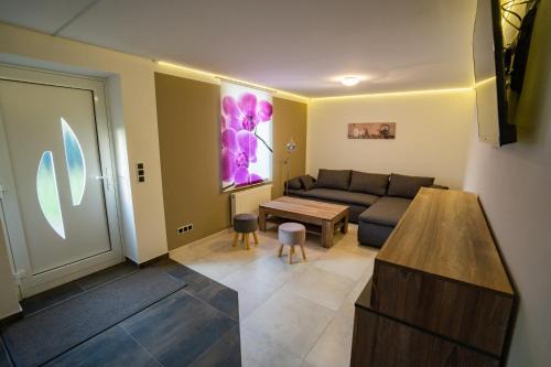 Apartment im Thüringer Wald mit Garten & 2 Schlafzimmern in Bischofrod