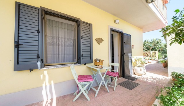 Apartment 'Vanedda Di Mari - Casa Arancio' with Shared Terrace, Wi-Fi & Air Conditioning