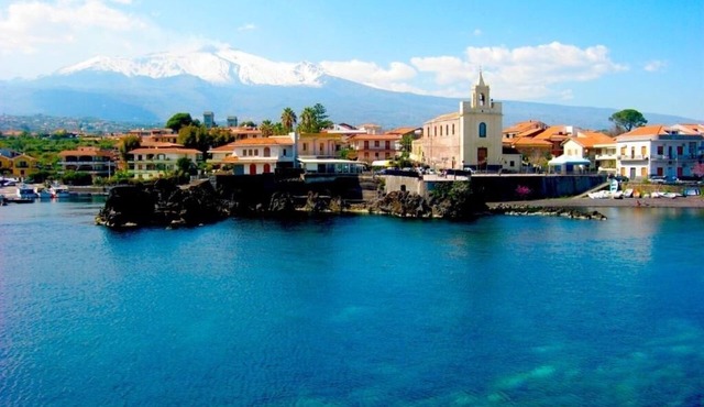 Apartment with parking a few steps from the sea between Catania, Etna and Taormina
