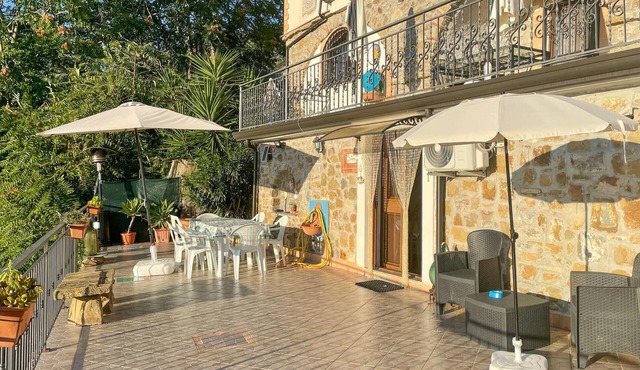 Awesome apartment in Pollica with house sea view