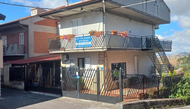 BB Cesarò Mariolo house