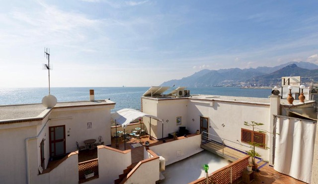 Beach Hotel 14Leoni b&b