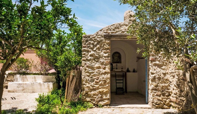 Beautiful apartment for 7 people with WIFI, patio and pets allowed in Strongoli