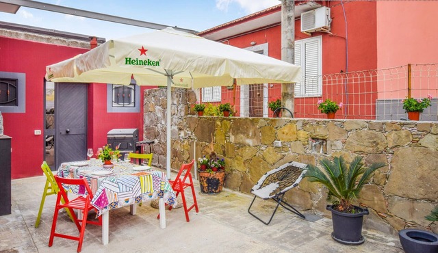 Beautiful home in Mitogio with WiFi