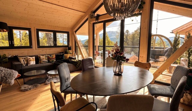 Beautiful villa for 8 guests with WIFI, TV and balcony in Brandstätter