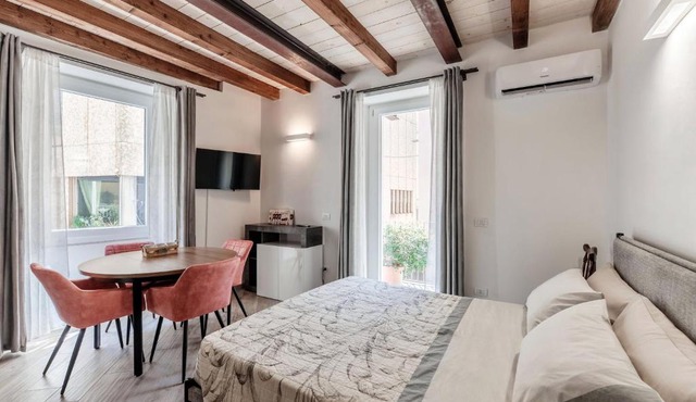 Casa del Cortiletto in Como