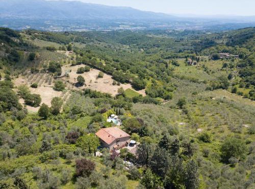 Casa Rebecca by VacaVilla in Poggio Alla Croce