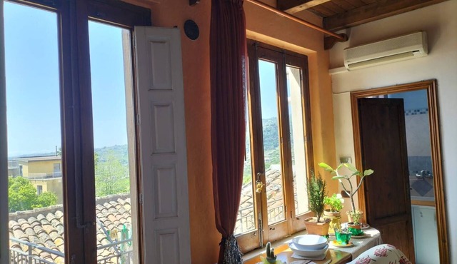 Casa Vacanze Relax Etna With Stunning Natural Beauty View