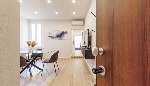 Casa Valentina | WiFi, Train Station, Parking in Modena