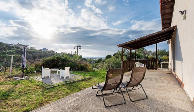 Casa Valle Fondi with Garden Just Steps from the Sea