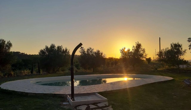 Casale Ziarelli - Large apartment with pool and view of Assisi in Umbria