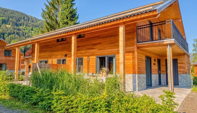 Chalet with sauna near lake and ski resorts in Afritz am See