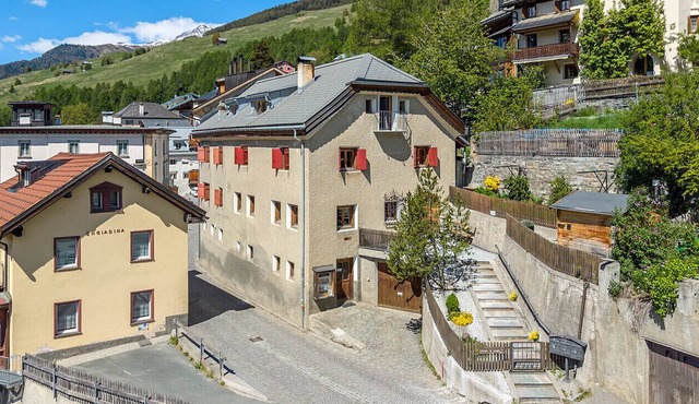 Chasa d’Uina 2.5 Ground Floor – Cosy holiday flat in the heart of Sent in Sent