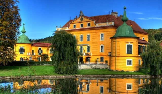 Chateau rental in Austria in Pottenbrunn