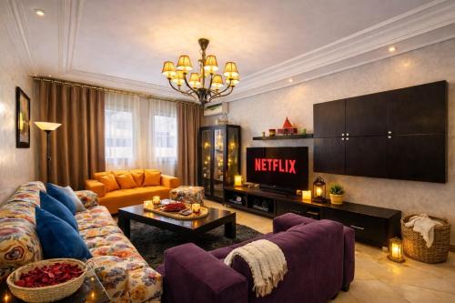 Chic-Top Amenity &Located in the center - 2 Bedrooms Apartment in Tangier