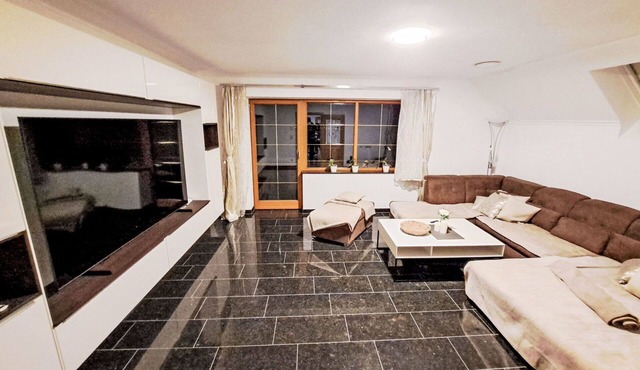 Cosy apartment for 4 guests with WIFI, TV and balcony in Steindorf Am Ossiacher See