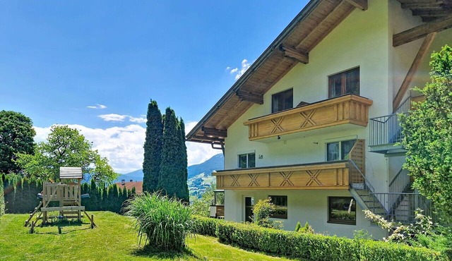 Cosy apartment for 3 guests with WIFI, TV, terrace and pets allowed in Wenns