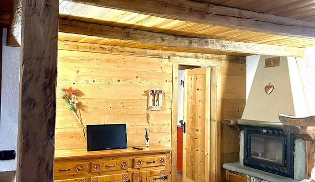 Detached house in Ussel