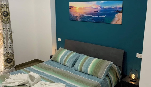 Downtown apartment near station with private parking space