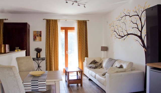 Ecolodge Selvitelle - Sustainable Retreat Amidst Olive Groves in Cilento