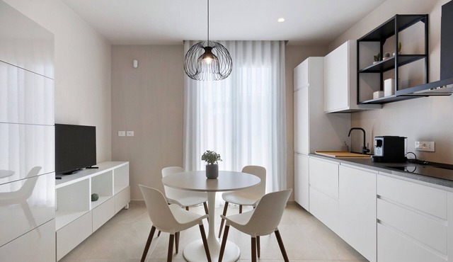 Etesia Apartment with Balcony, Wi-Fi and Air Conditioning in Santa Flavia