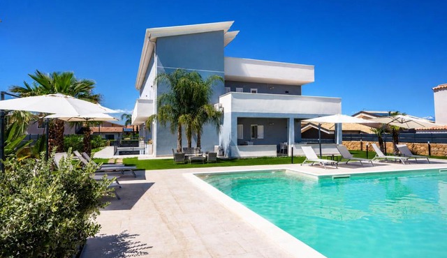 Etna Mare Apartments - Mediterranean Pool Stay