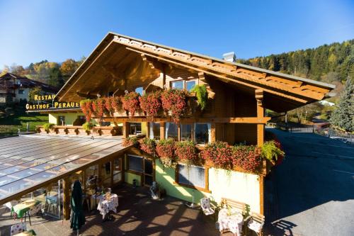 Gasthof Pension Perauer in Seeboden