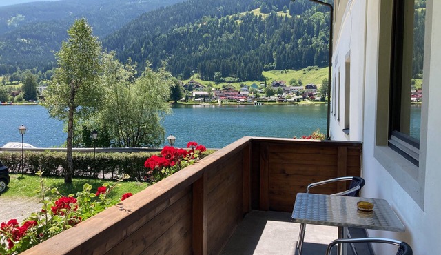 Gemütliche Wohnung mit 1 Schlafzimmer, Balkon mit Zauberhaften Ausblick in Afritz