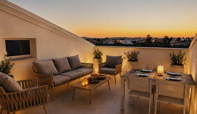 'Giordano House Luxury Penthouse' Apartment with Sea View, Wi-Fi, and Air Conditioning