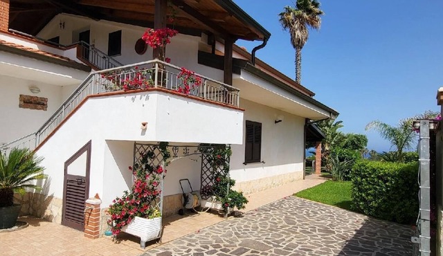 Graziella Apartment in Capo Vaticano