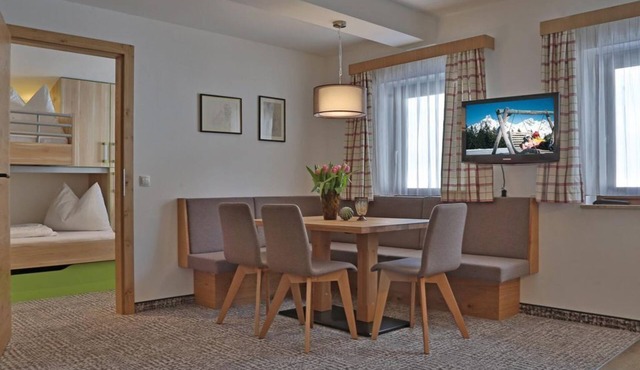 Grossberg - App. 2-4 persons - Schörghofer, apartment in Neuberg