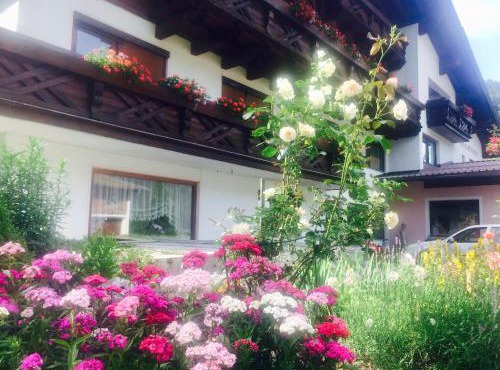 Haus Schnöller in Bach