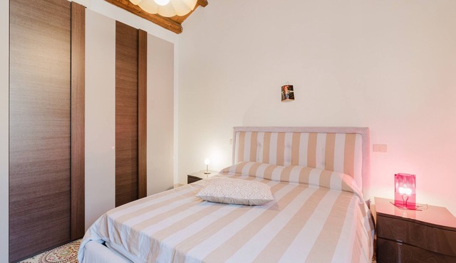 Holiday Home 'Da Giovanni A Custonaci' with Balcony, Wi-Fi and Air Conditioning