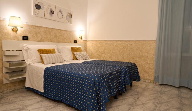 Hotel Ascot