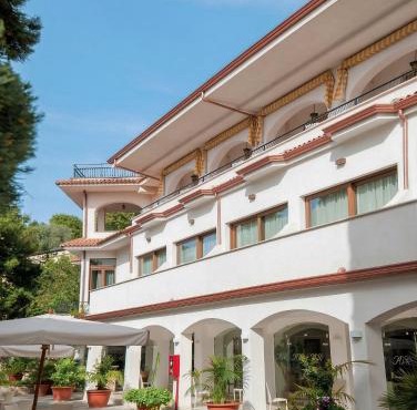 Hotel Paradiso