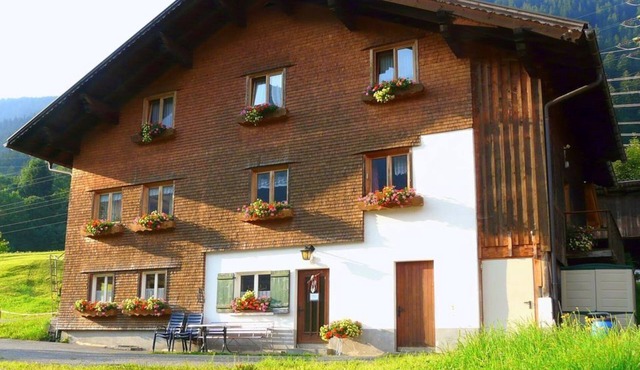 House Simma - Apartment with balcony in Dalaas