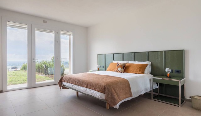 Il Ciliegio - Studio Apartment, Sleeps 2 in Paderno del Grappa