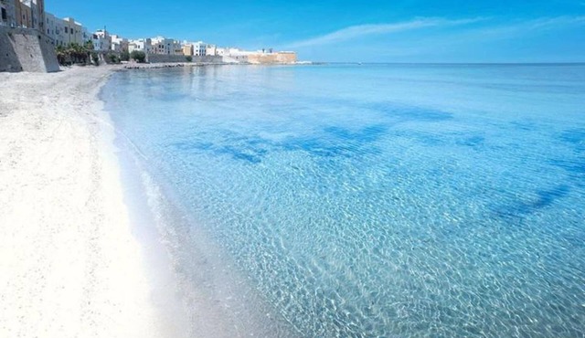 Immaculate 3-bed, Sleeps 6, Parking in Erice