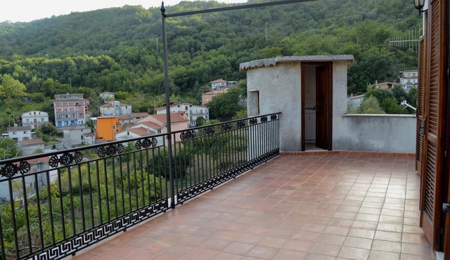 Independent two-room apartment in an ancient building in Cilento National Park