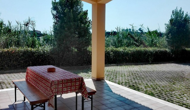 Villa in the countryside just steps from the sea in Cupra Marittima (Ascoli Piceno) Italia