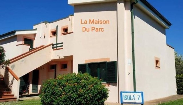 La Maison Du Parc: Apartment with Terrace