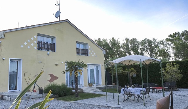 Lagoonside Elegance with Sauna in santa margherita di Codevigo