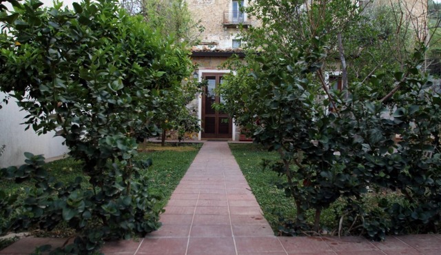 Casa Lucia is a recently renovated apartment located in the marina area of Santo Stefano di Camastra, the coastal village known for its artistic ceramics. The location is ideal: just a few steps from the beach, the small port, and the train station, wit